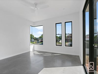 11 Campbell Avenue, The Entrance