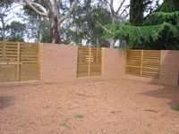 52 Lyttleton Crescent, Cook