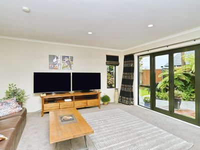 12 Belgrove Place, Parklands