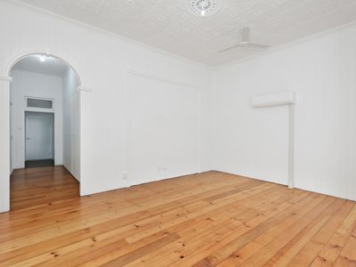 12 Albert Street, Rockhampton City