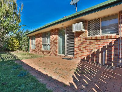 9 / 3 ROSEGUM PLACE, Redbank Plains