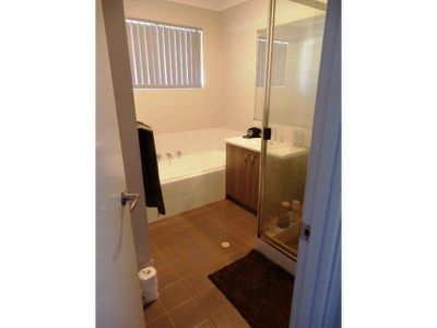 16A Knox Way, Newman