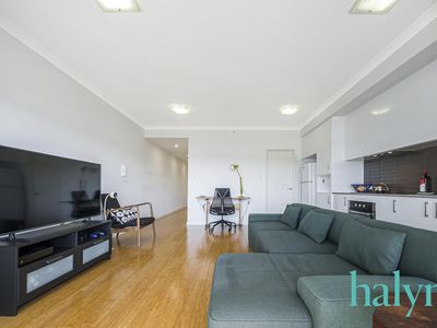 10 / 33 Newcastle Street, Perth