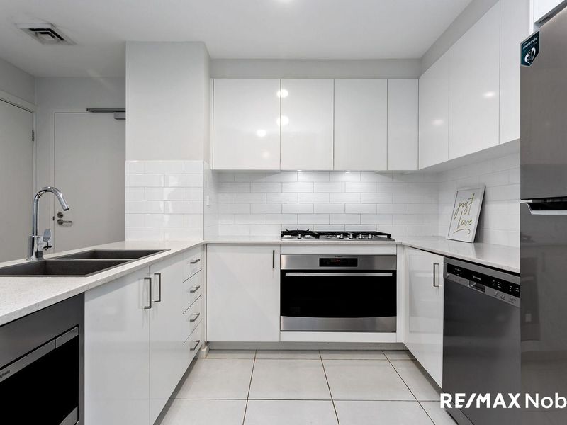 305 / 164 Great Western Highway, Westmead