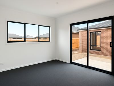 14 Windermere Way, Wyndham Vale