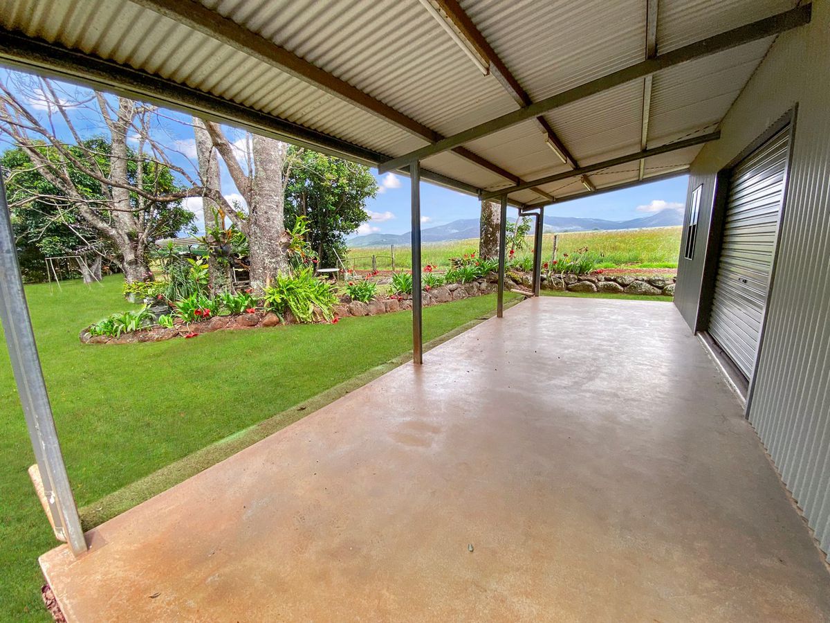 8394 Kennedy Highway, Atherton
