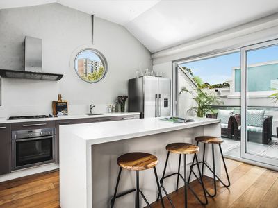 2 / 101 Marriott Street, Redfern