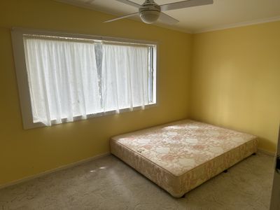 34 Bomera Street, Premer