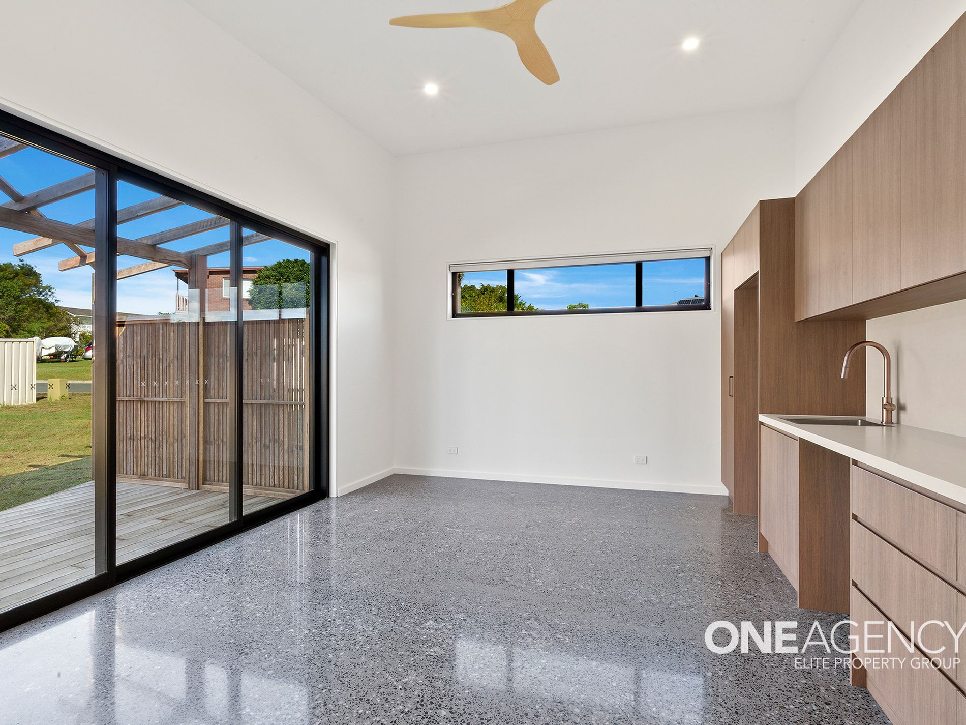 4 Mirida Drive, Dolphin Point