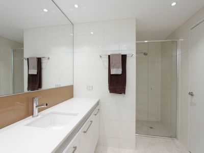22 / 19 The Circus, Burswood