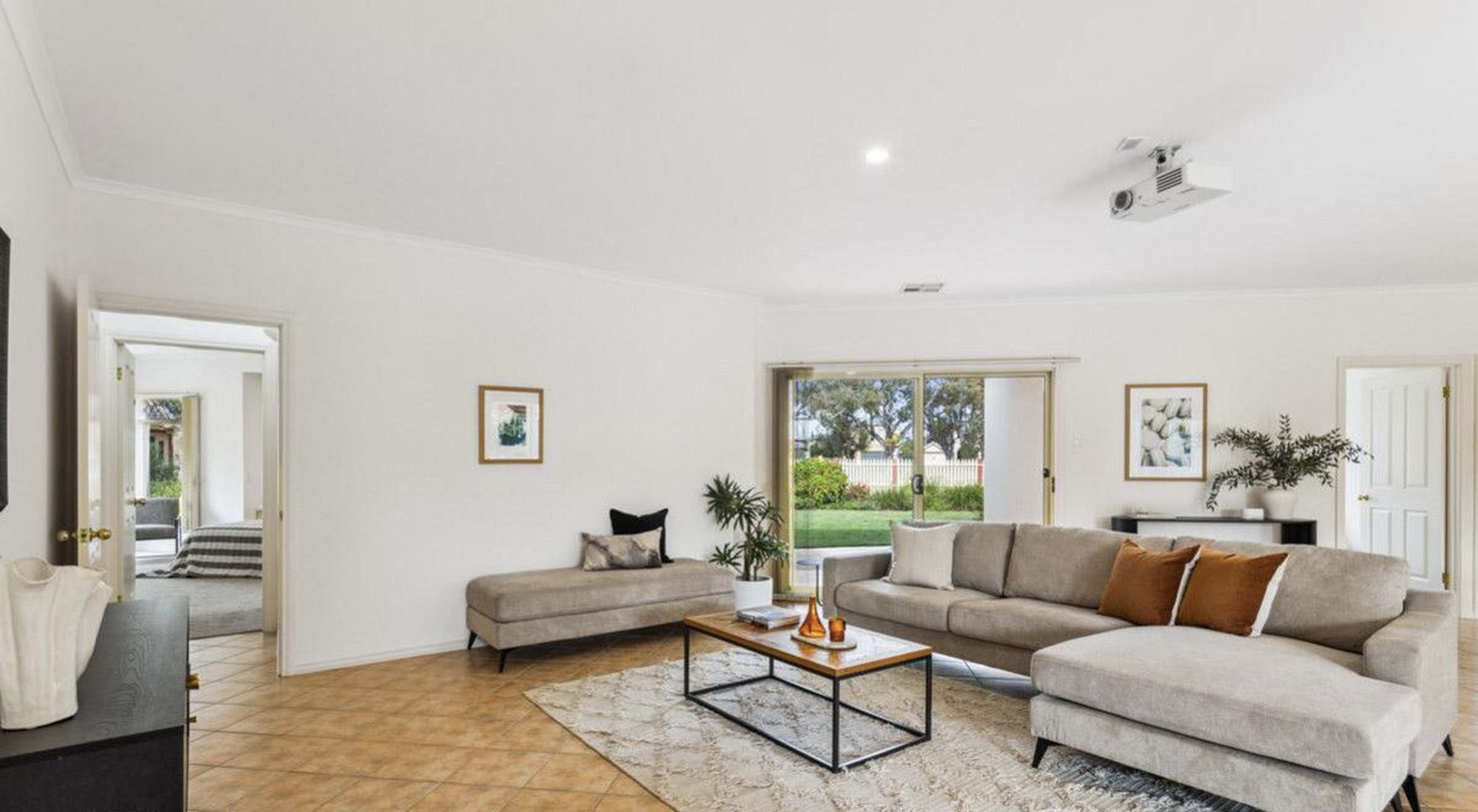 15 Sheaoak Drive, Mawson Lakes