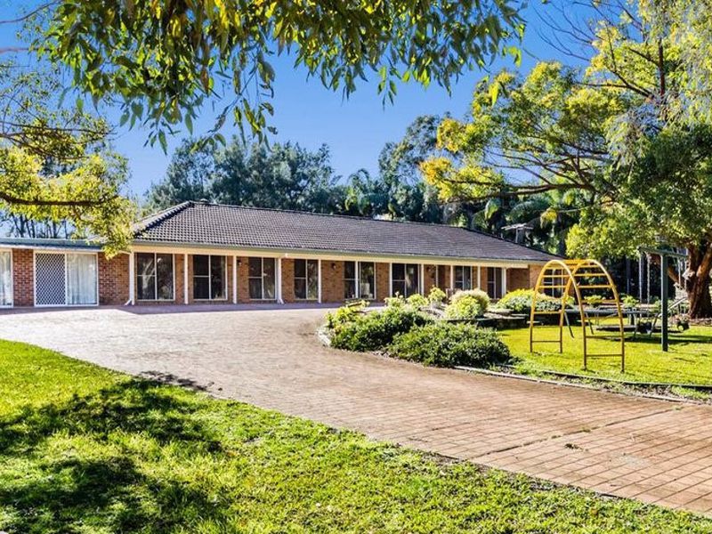 2 Nova Street, Box Hill