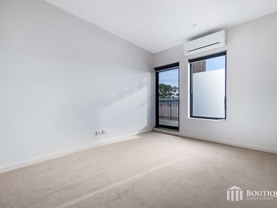 208 / 48 Oleander Drive, Mill Park