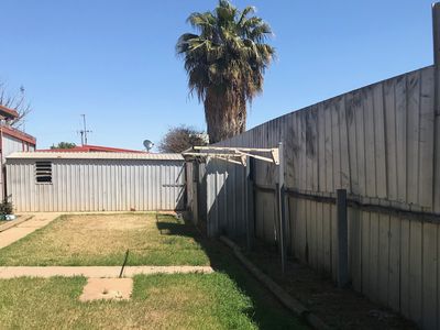 10 TAABINGA COURT, Deniliquin