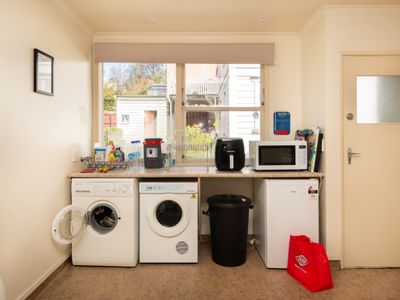 7 / 77 Manor Place, Dunedin Central