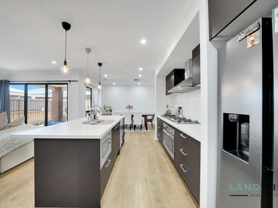 20 Rex Drive, Thornhill Park