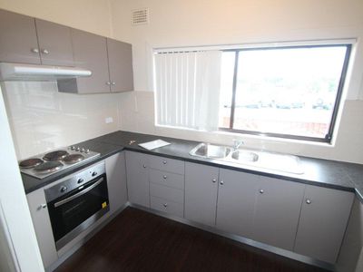 294 Woodville Road, Guildford