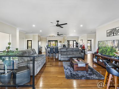 9 Priors Pocket Road, Pacific Heights