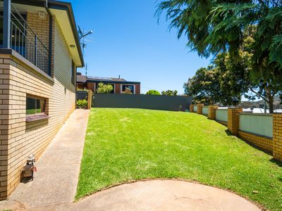 705 CENTAUR ROAD, Hamilton Valley