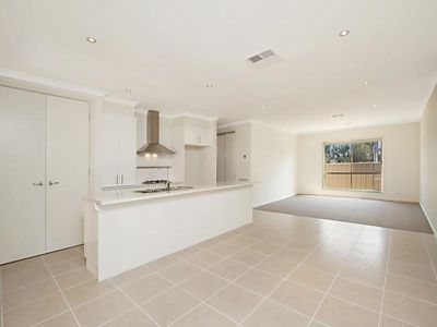 2 Alison Boulevard, Epsom