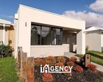 213 Mountainview Boulevard, Cranbourne North