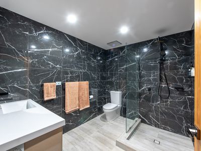 8/2 Dynevor Rise, Floreat