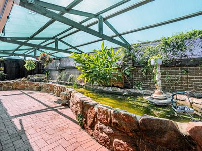 17 Shadwell Court, Caversham