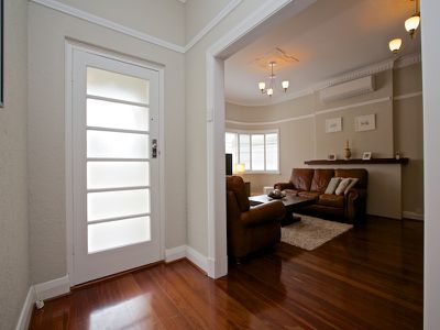 242 St Brigids Terrace, Doubleview