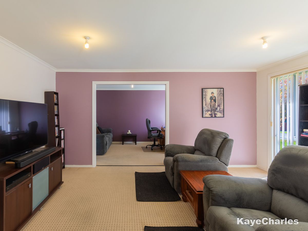 41 Portchester Boulevard, Beaconsfield