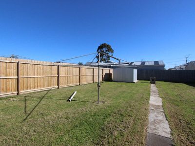 12 Clonard Avenue, Geelong West