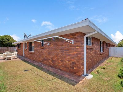 2 / 14 Brady Drive, Coombabah