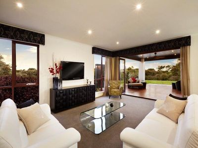 14 VICTORIA CROSS PARADE, Wodonga