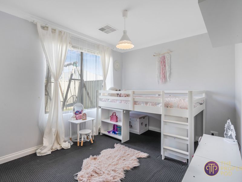 10 Alata Grove, Byford