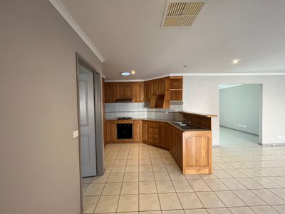 28 BIRDIE STREET, Wodonga