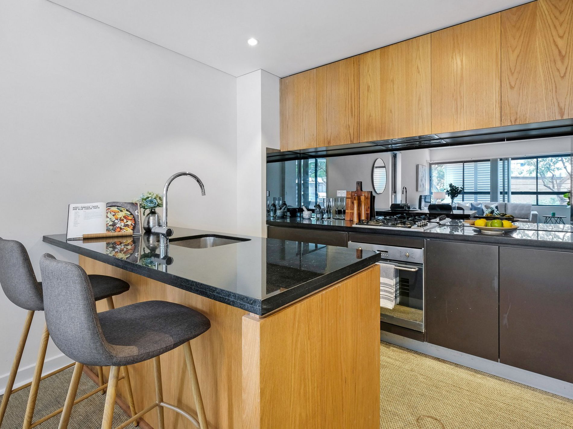 209 / 95 Dalmeny Avenue, Rosebery