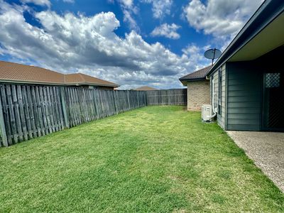 25 Blaxland Court, Laidley North