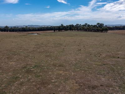 Eleven Mile Creek Road, Glenrowan West