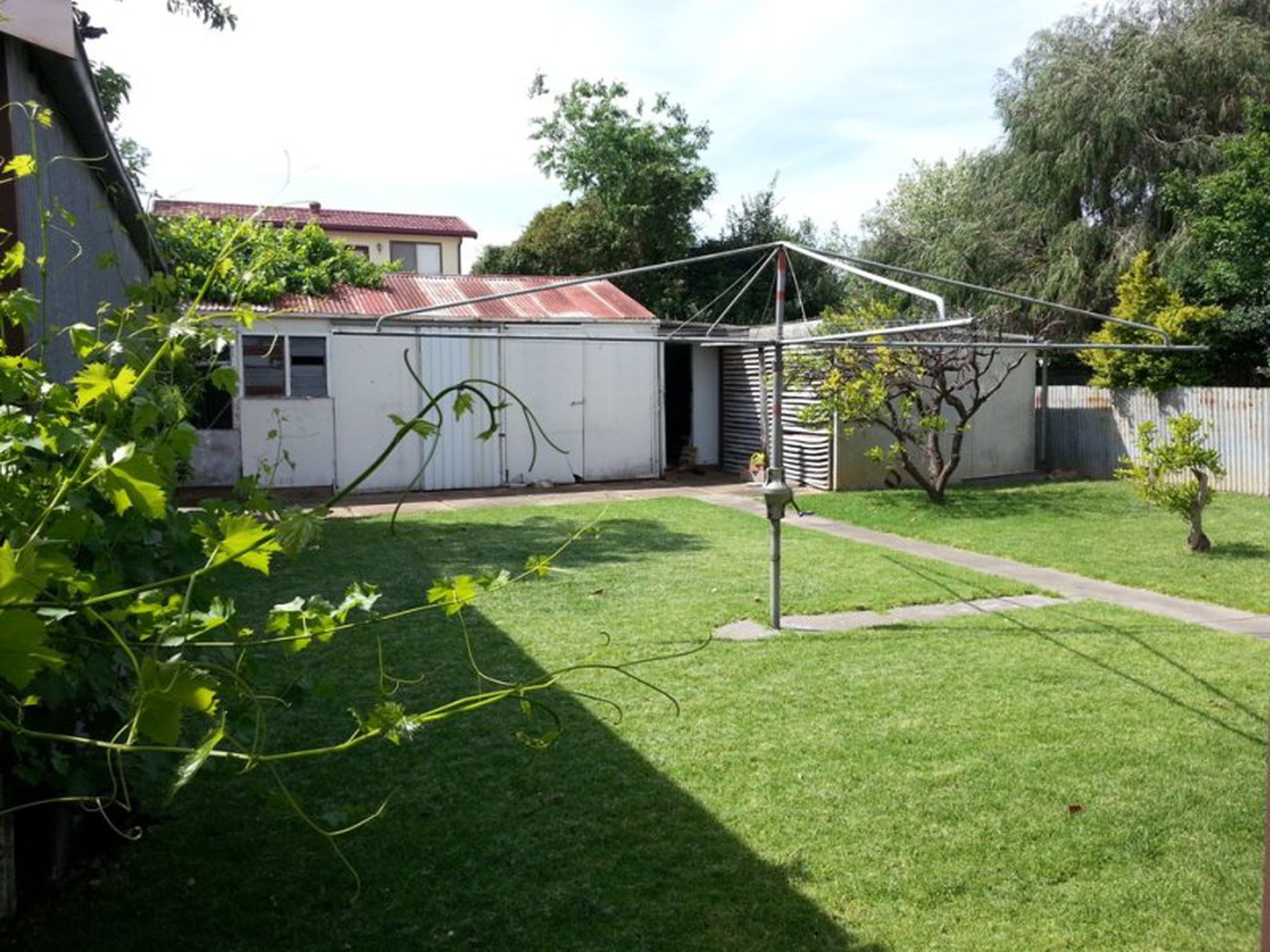 28 Orchard Avenue, Everard Park