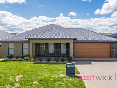 53 Mendel Drive, Kelso