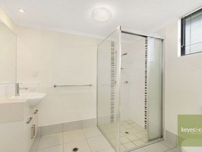 37 / 6-24 Henry Street, West End
