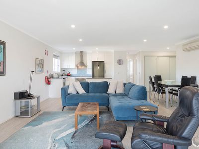 8 / 4-6 Princes Highway, Narooma