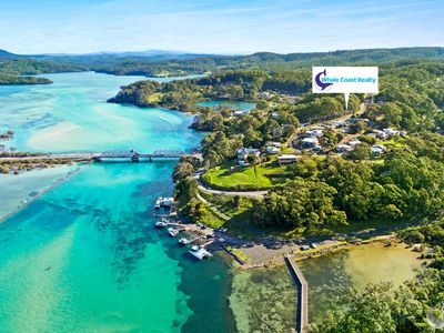 19 Hillcrest Avenue, North Narooma