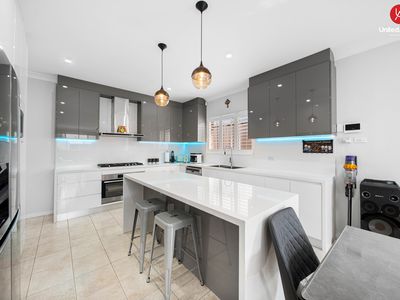 9 Tudor Crescent, Cecil Hills