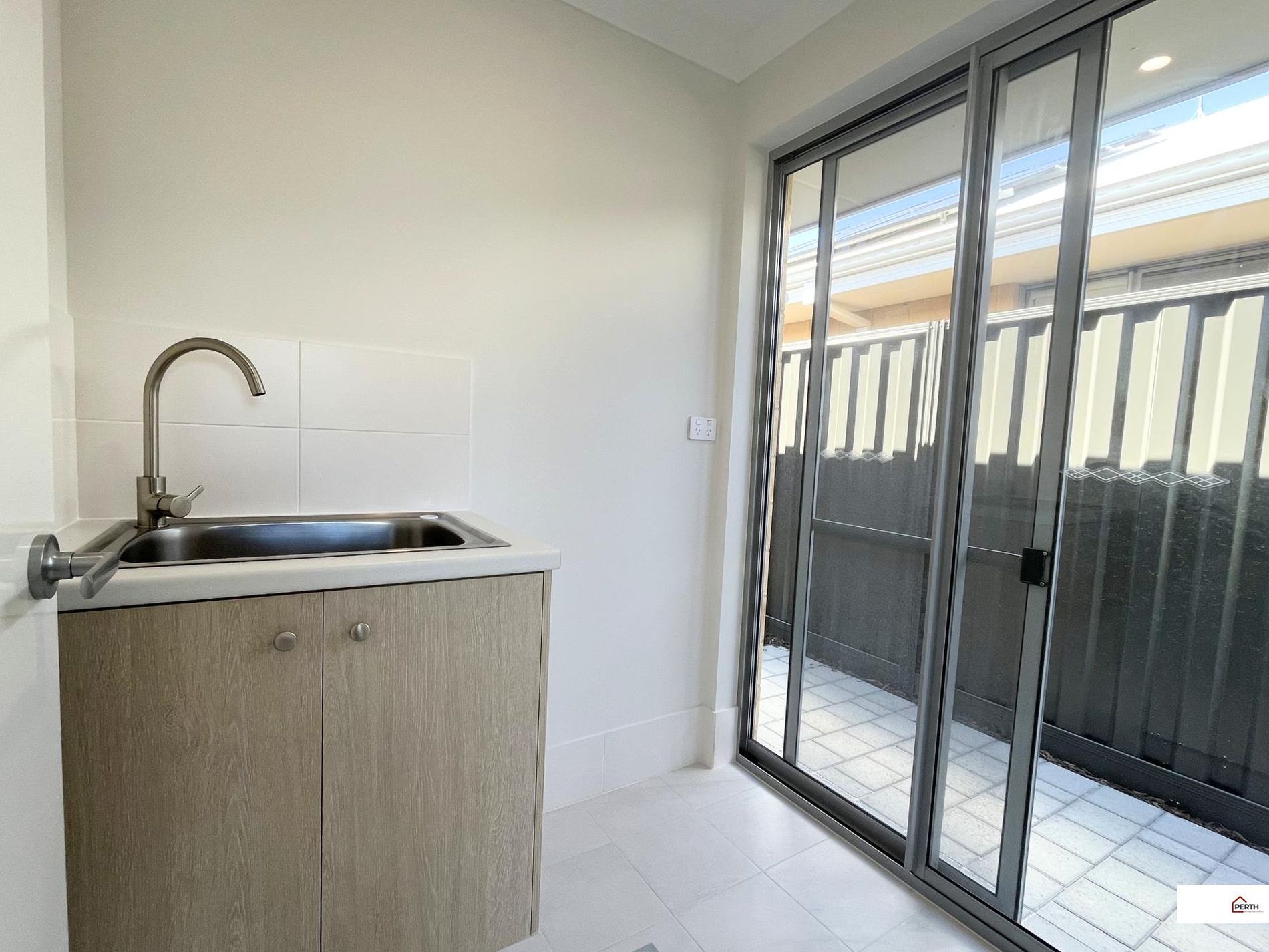 28 Townsend Street, Lakelands