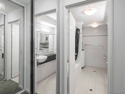 510 / 126 Mounts Bay Road, Perth