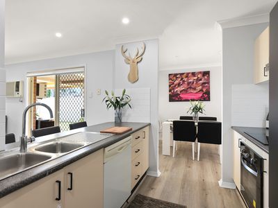 25 Balmoral Circuit, Cecil Hills