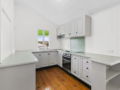 6 VERNON STREET, Nambour