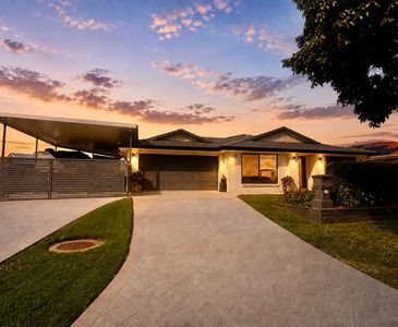 15 Links Crescent, Joyner