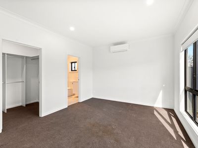 1 Wooroo Street, Albion Park Rail