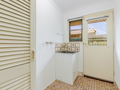 10 SEABROOKE AVENUE, Rockingham